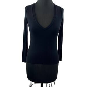 LNA Black XS Top Black V-Neck Ribbed Knit Long Sleeve Casual Slim Fit Pullover